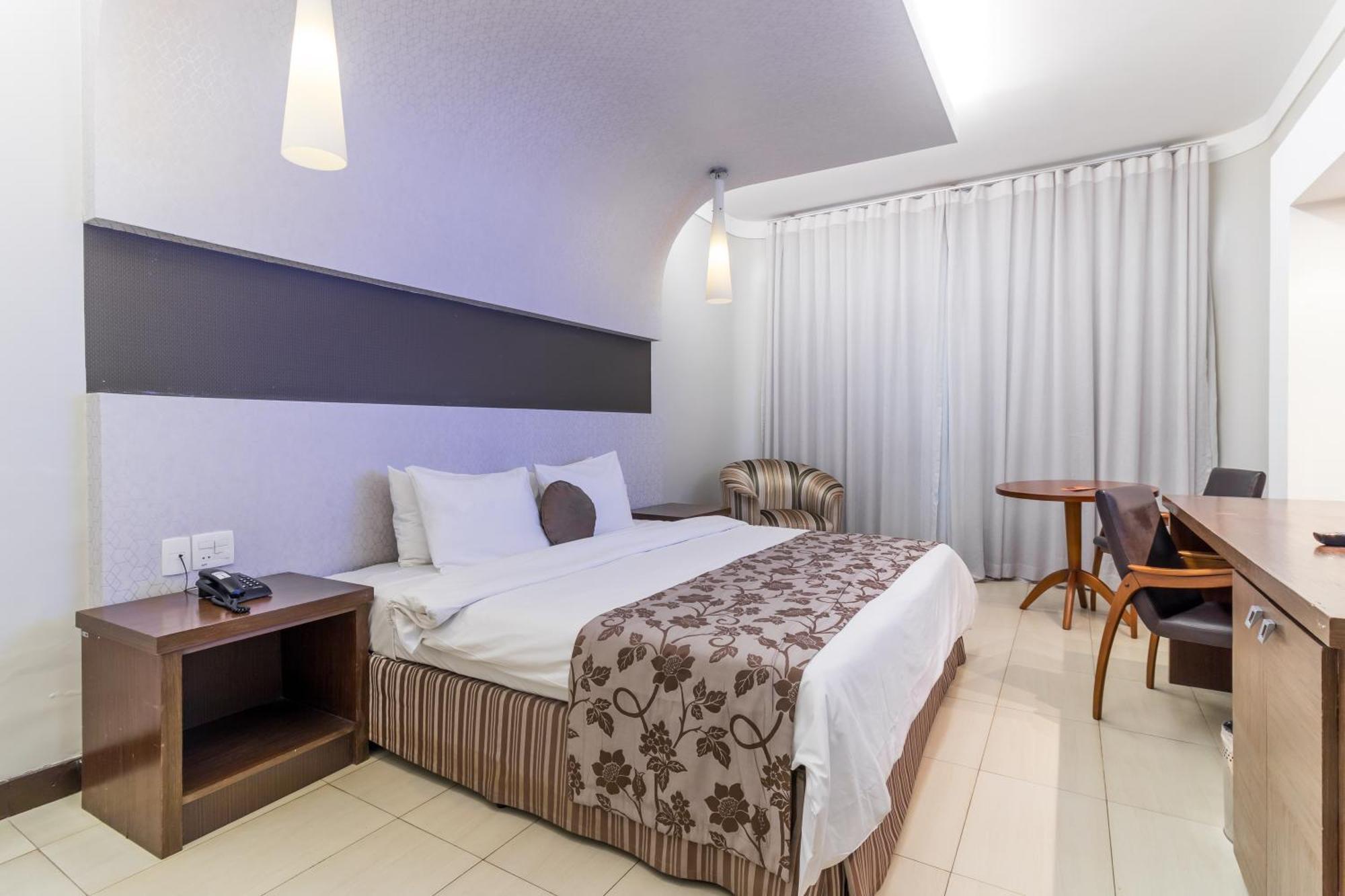 Parque Balneario Hotel Santos By Castelo Itaipava Room photo A room at the hotel