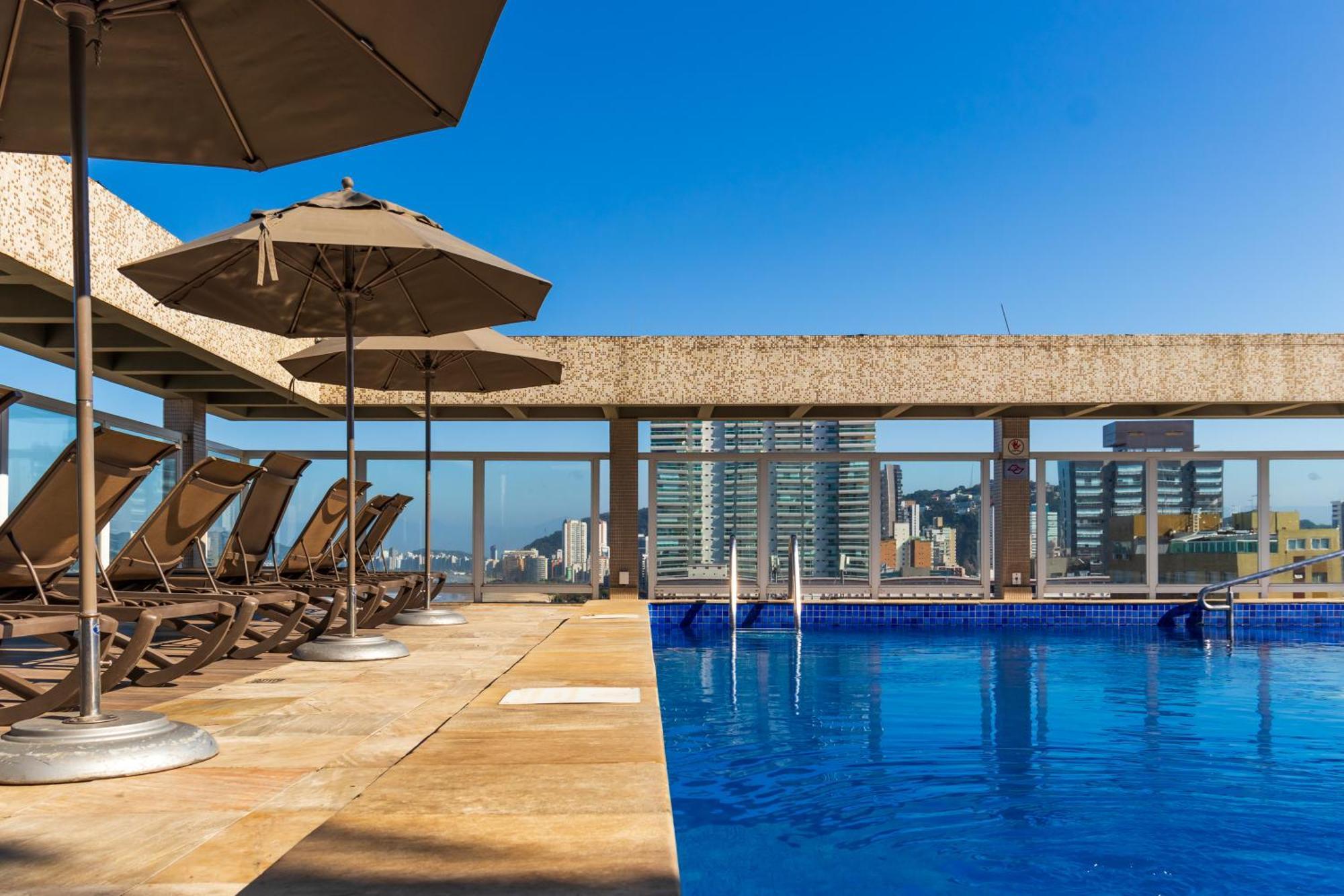 Parque Balneario Hotel Santos By Castelo Itaipava Exterior photo Rooftop pool